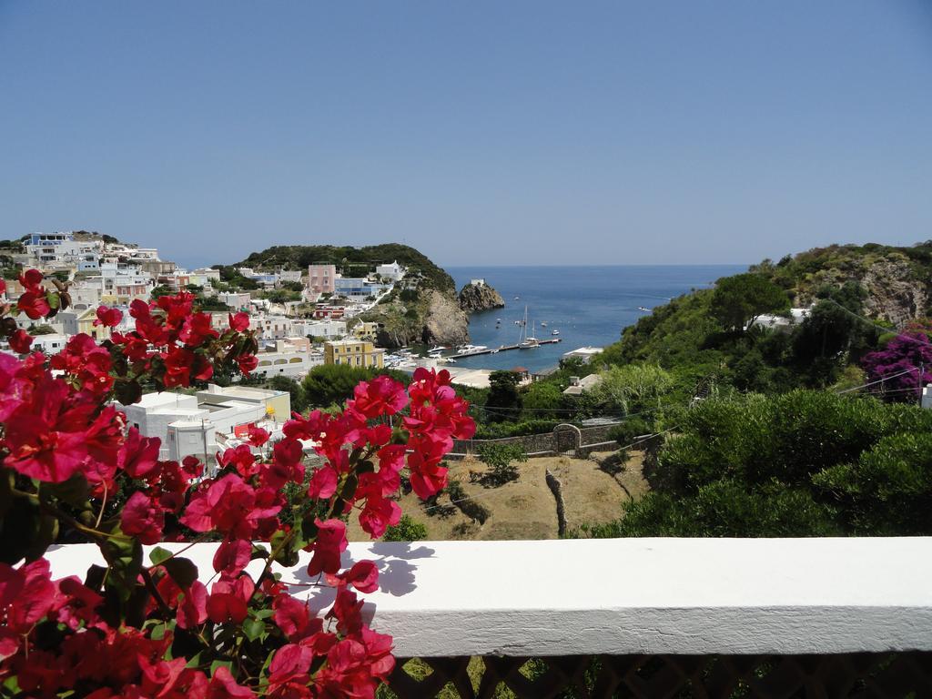 Chiaia Apartments Ponza Eksteriør billede